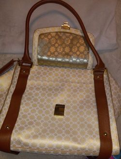 Melania Trump Signature Handbag