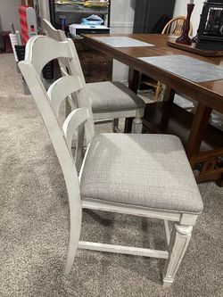 Set of 4 Counter Height Chairs