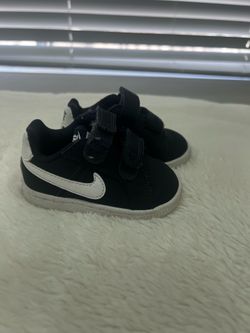 Baby shoes