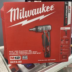 Milwaukee M12 PEX Expander Kit