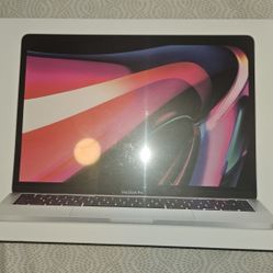 Apple MacBook Pro with Apple M1 Chip /  Space Gray 