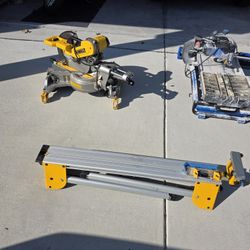 Dewalt 12 Inch Sliding Compound Miter Saw With Stand