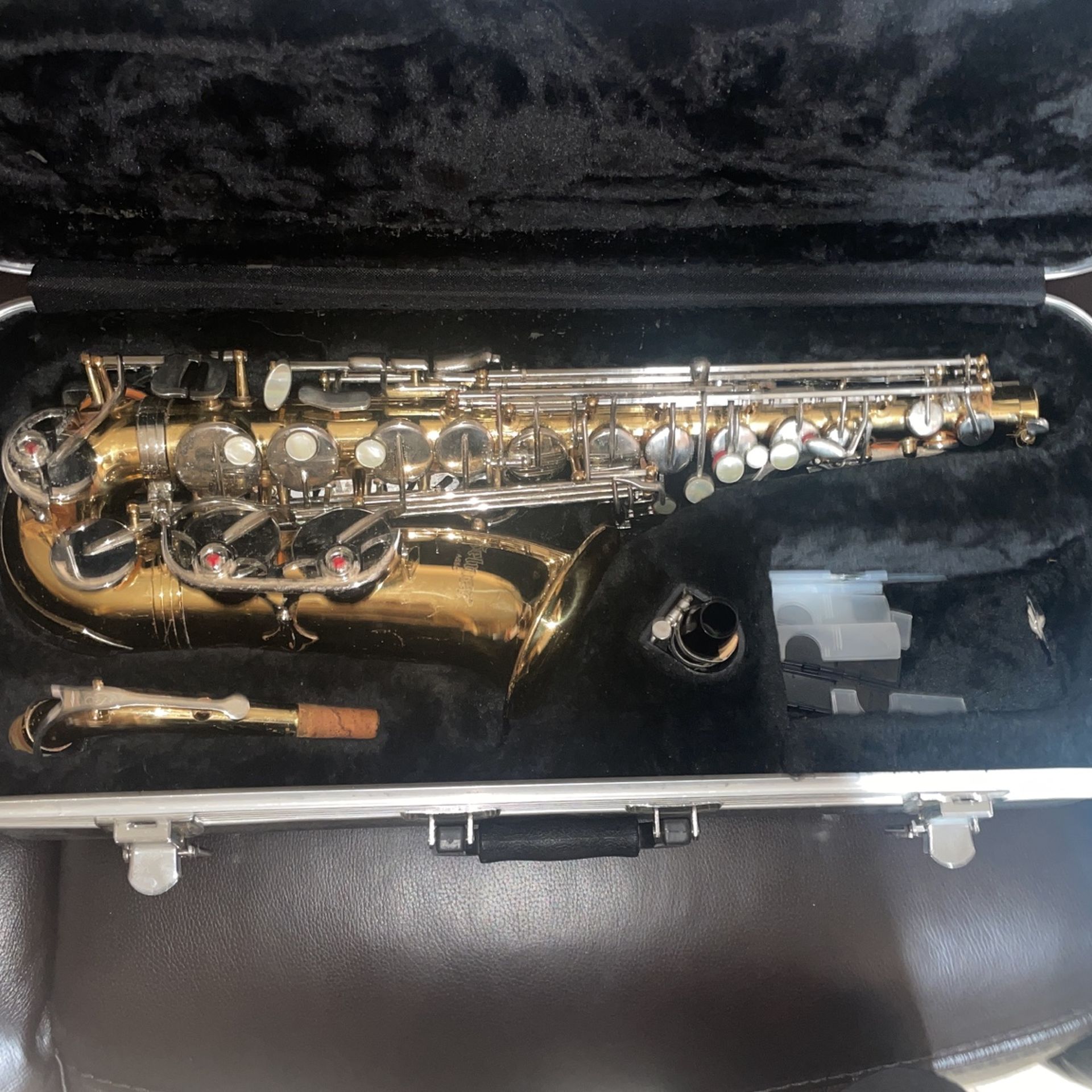 Selmer Alto Saxophone for Sale in Houston, TX OfferUp