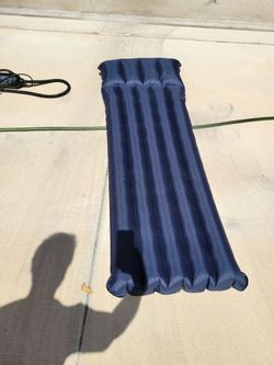 3 air mattresses,  2 twin size, 1 sleeping pad