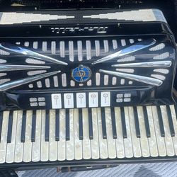 Accordion Italian Donelli 