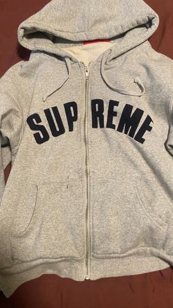 Supreme hoodie