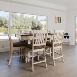 Dinning Table