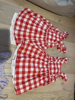 Bag Of Matching 5T Girl Clothes 