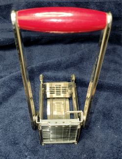 Vintage Ekco Potato Slicer with 1 Cartridge.