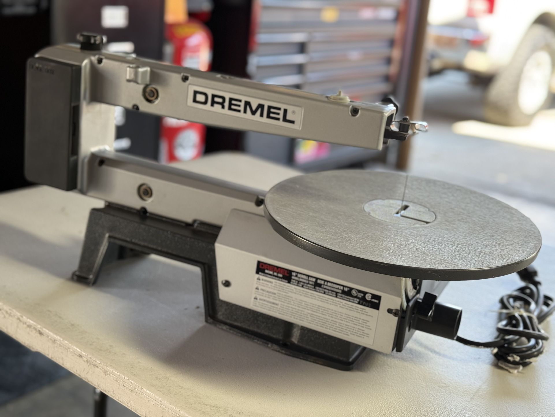 16” Dremel Scroll Saw