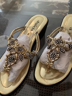 Sandels with stones size 8