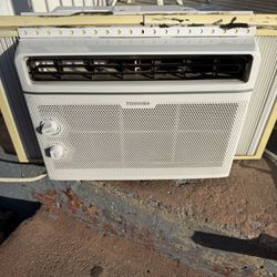 5,000 BTU 115V Window Air Conditioner Cools 150 sq. ft. in White