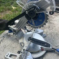7 1/4 “ Compound Mitre Saw