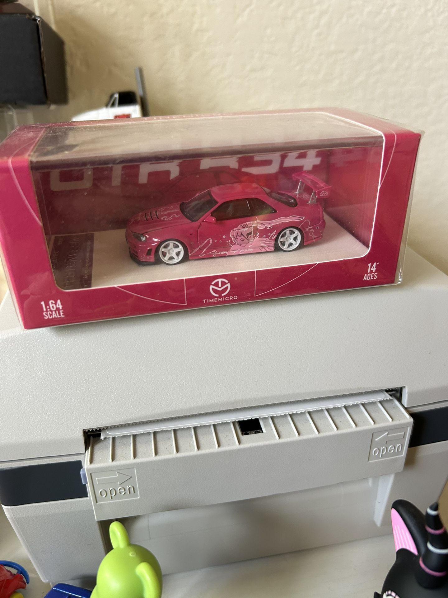 Lots Of Hot Wheels And More Collectibles
