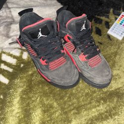 Jordan 4 Red Thunders