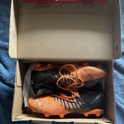 Puma Future Z 2.3 FG/AG Soccer Cleats - Size 7 - Orange/Black