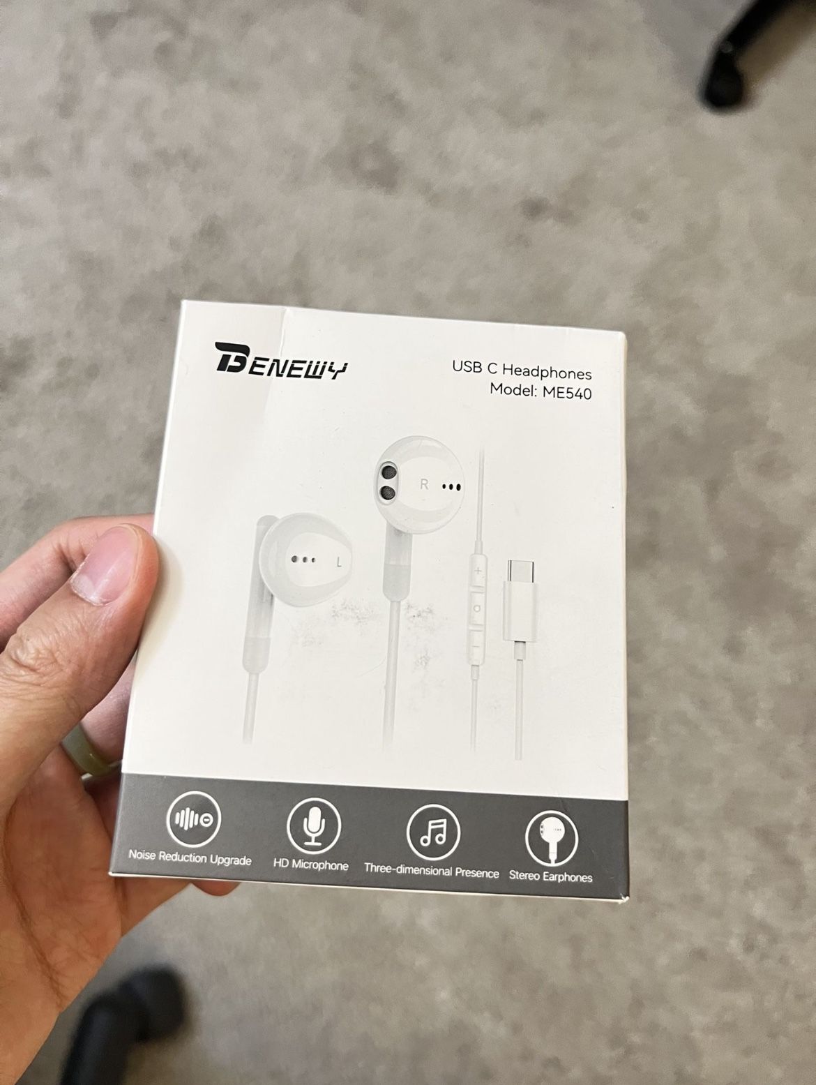 Headphones USB-C