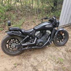 2021 Indian Scout Bobber 