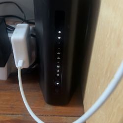 Gaming Router: NETGEAR Nighthawk WiFi 7 Router (BE9300) – 9.3Gbps. 2.5 gigabit Port