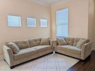 Elliot Couch set