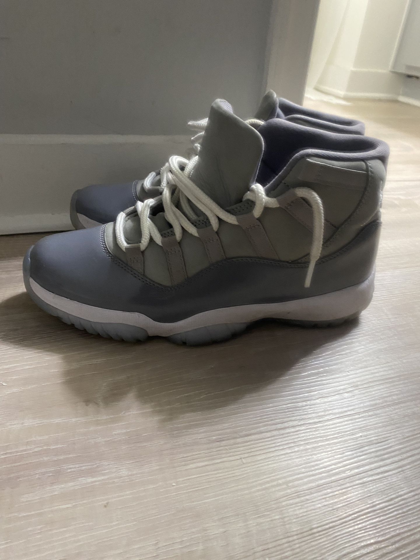 Cool Gray Jordan 11 Size 9.5