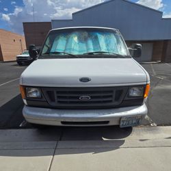 2008 Ford E-350