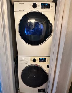 Samsung Stackable Washer/Dryer