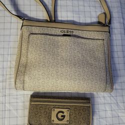 Cartera Guess