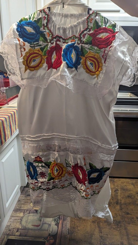 Yucatan And Veracruz Folklorico Dress Adult