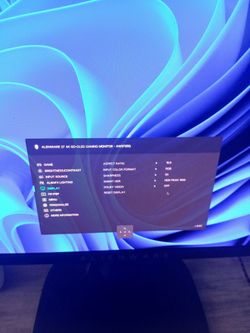 Alienware 27 4k QD Oled 240hz gaming monitor
