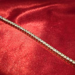 14kt Yellow Gold Diamond Heart clasp Bracelet 3.00 ctw