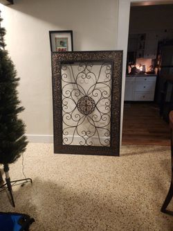 Metal Wall Frame