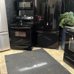 Refrigerator Stove Microwave 