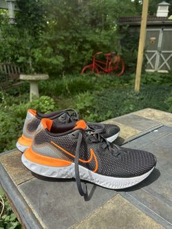 Nike Renew Run Black/Total Orange Running Shoes |