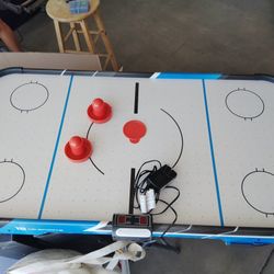 Air Hockey Table