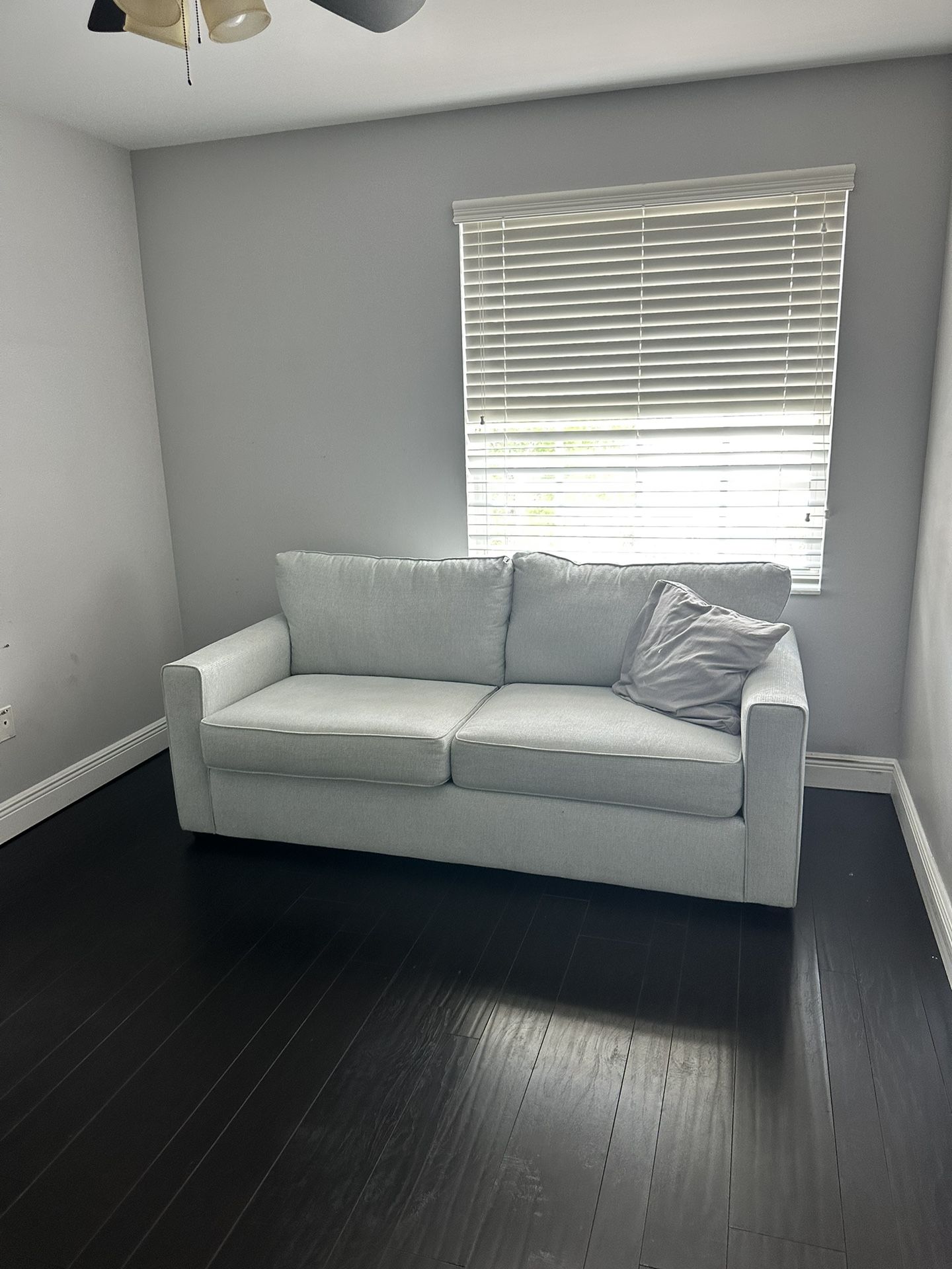 Soft 2 Seater Couch!
