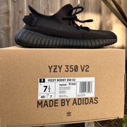 Yeezy Boost 350 V2 Onyx
