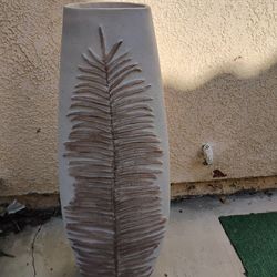 Plastic Vase/Pot