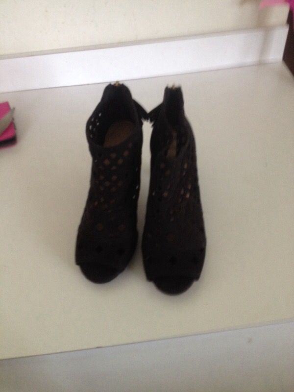 Size 12w fringe heels from lane Bryant