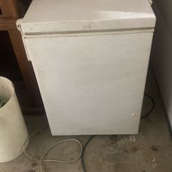 Freezer Hutch