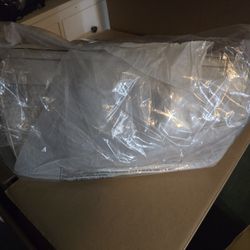 New Michael Kors Extra Large Top Zip Duffle Bag (Light Cream) 35H1GTFD4B-licream