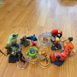Disney infinity characters lot