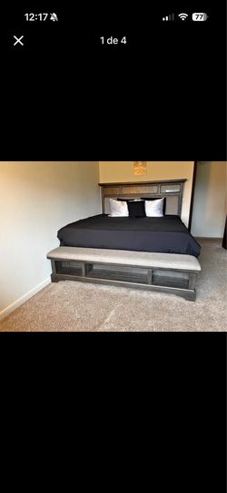 Kin Size Bed