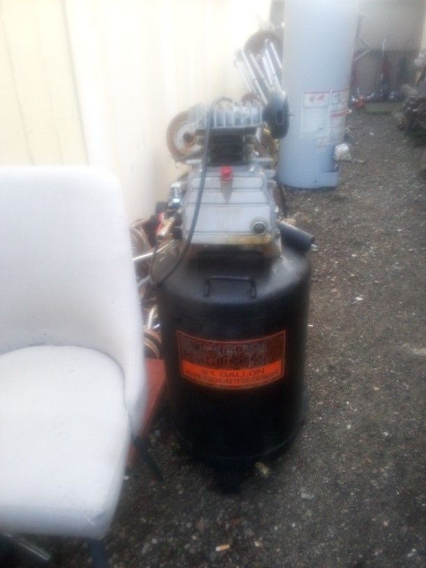 21 Gallon Air Compressor Yeah