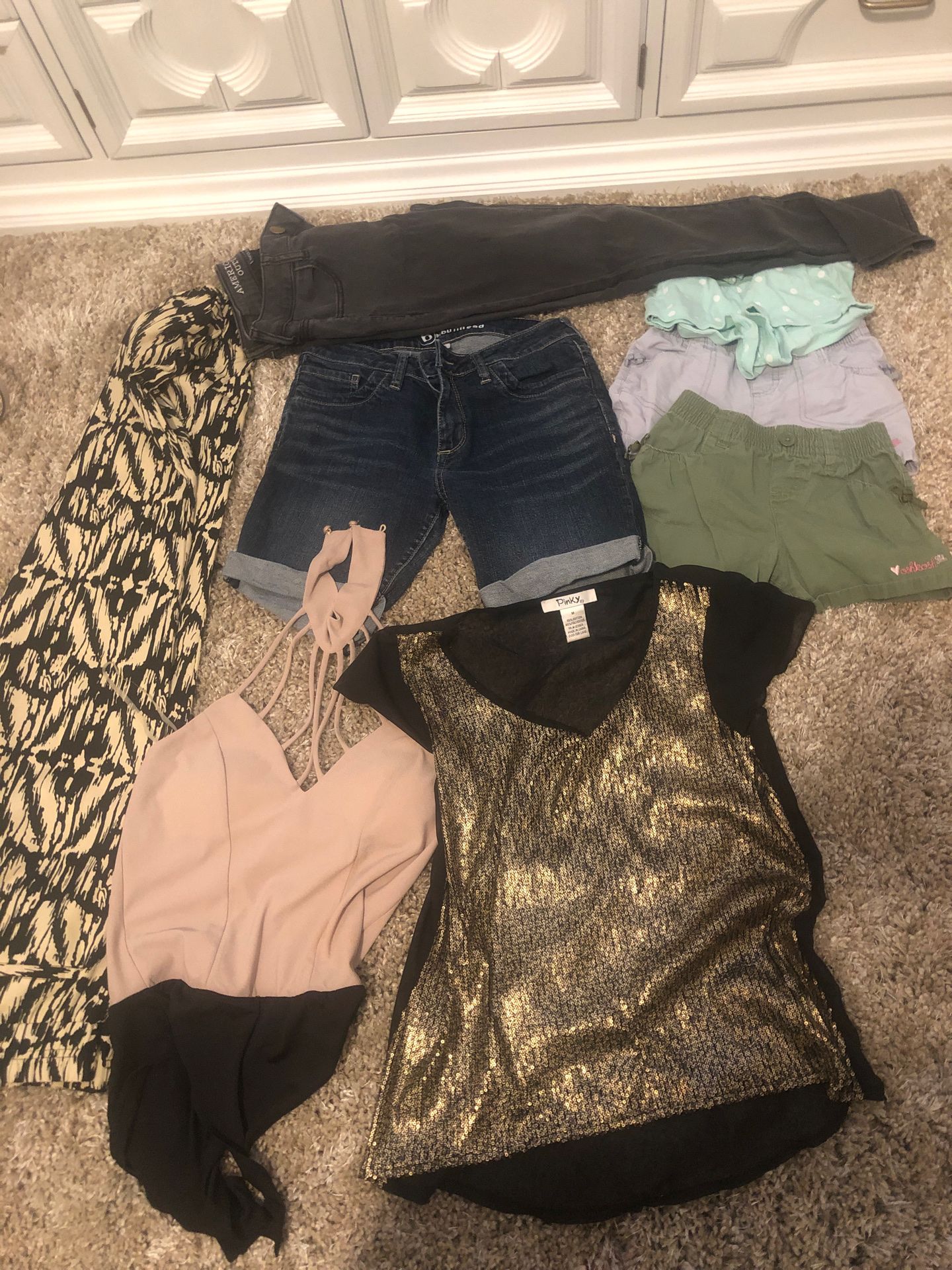 Tops/girls shorts
