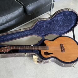 Tacoma Chief C1C Guitar