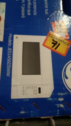 GE white microwave