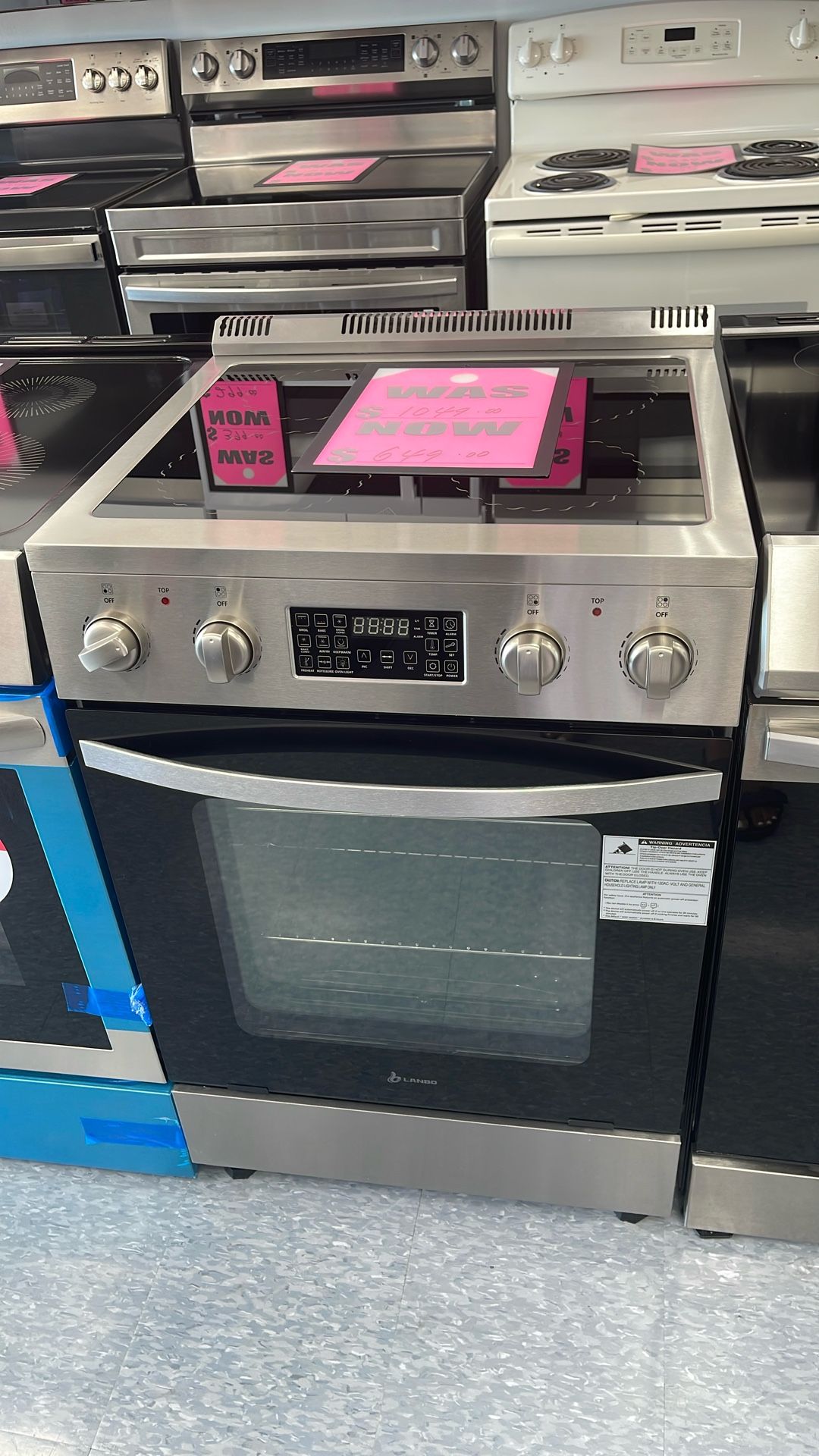 New Scratch And Dent 24” La Bo Glass Top Stainless Steel Range. 1 Year Warranty