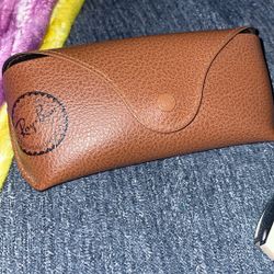 Black And Cream Ray-Ban