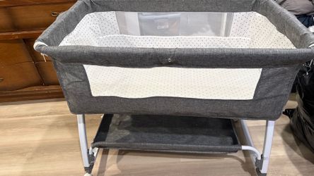 Bassinet- KIDS BY THE BED BRAND